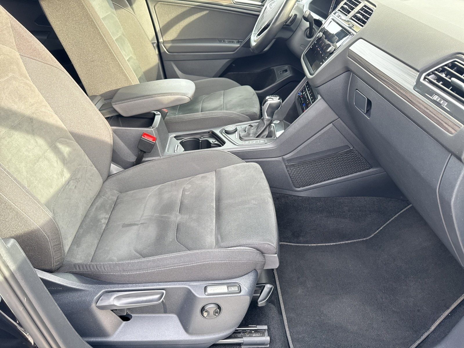 Volkswagen Tiguan Allspace 2.0 TDI Elegance 4M DSG AHK Matr foto 11