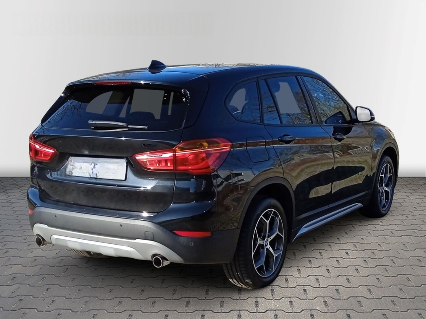 BMW X1 xDrive 20i X-Line*Aut.*AHK*Parkassi.*LED*Sitz foto 8