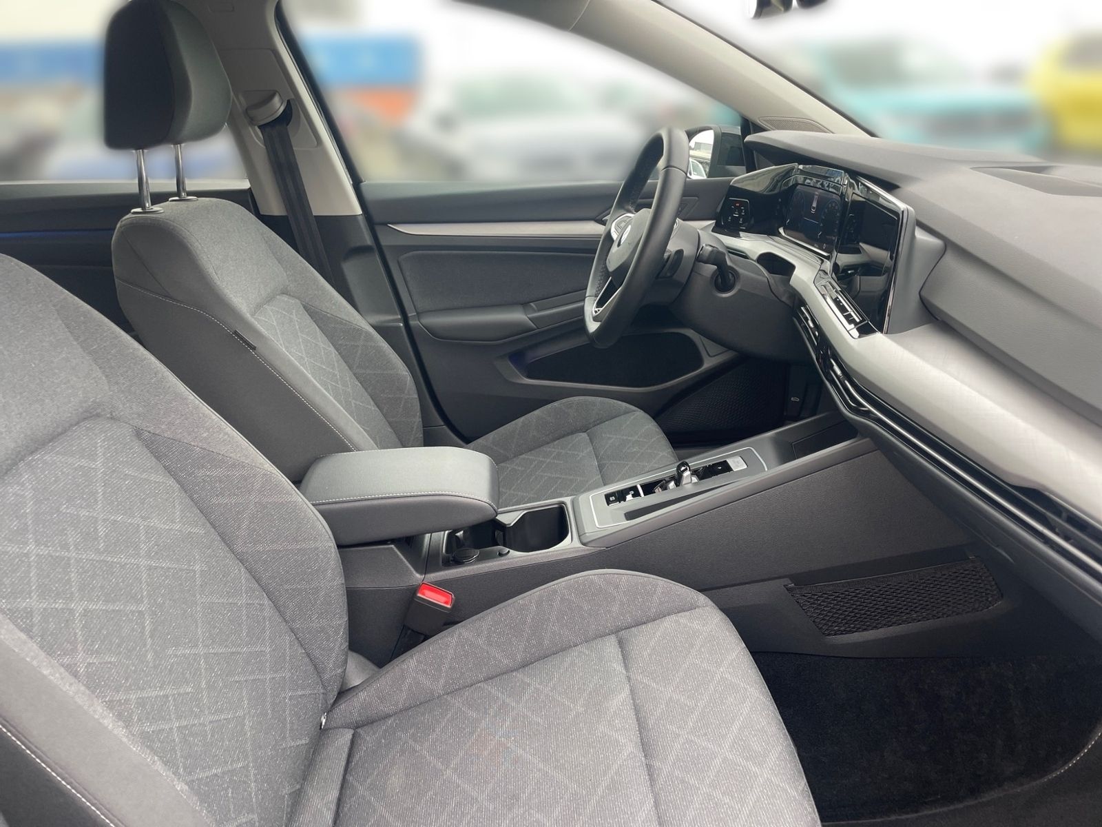 Volkswagen Golf VIII Variant TDI Life KLIMA LED NAVI ALU foto 10