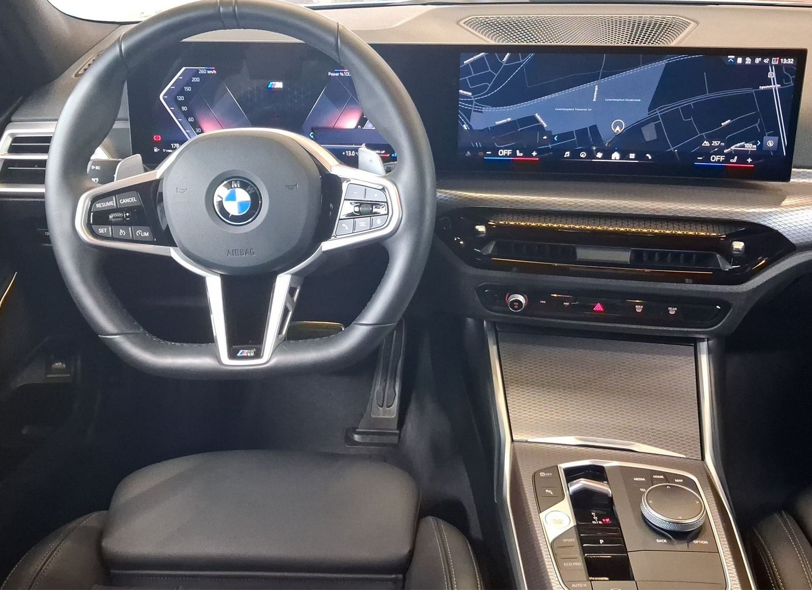 BMW 318d Touring M Sport LED ParkAs Kilma foto 2