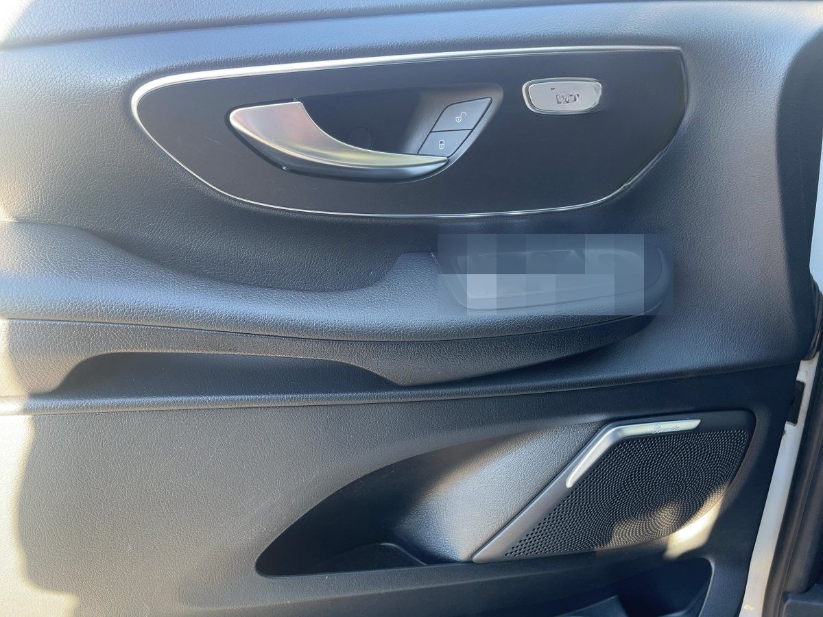 Mercedes-Benz V 220 d lang AMG/Kamera/LED/AHK foto 13