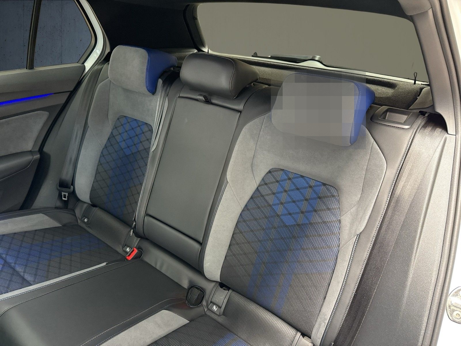 Volkswagen Golf R Performance 2,0 l TSI 4MOTION Matrix LED  foto 15