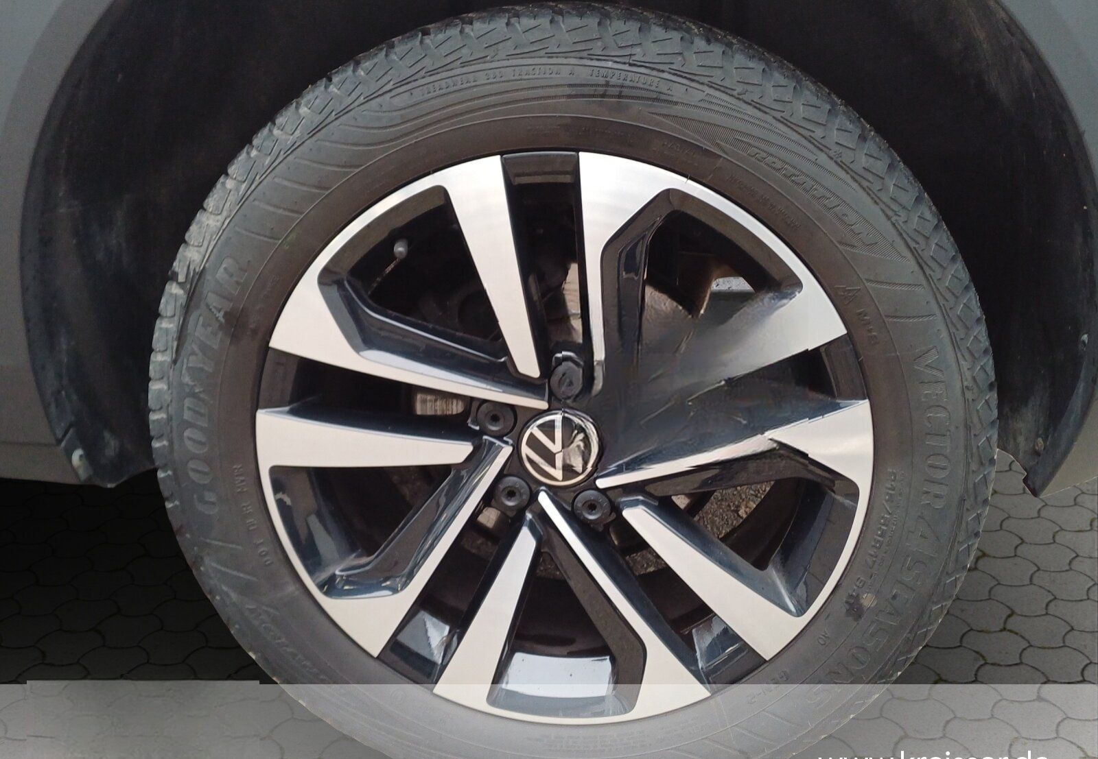 Volkswagen T-Roc 1.5 TSI United DSG/AHK/NAVI/KLIMA/LED/SHZ foto 15