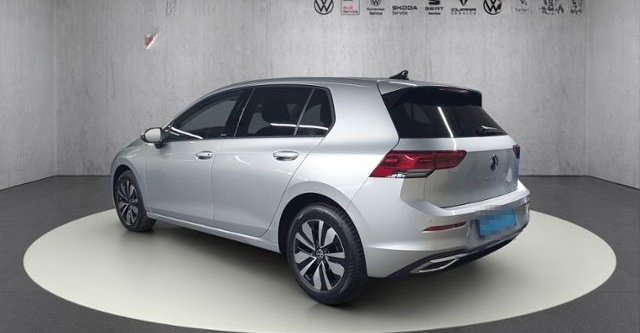 Volkswagen Golf VIII 1.0 eTSI Move+LED+NAVI+PDC+ACC+APP-CO. foto 2