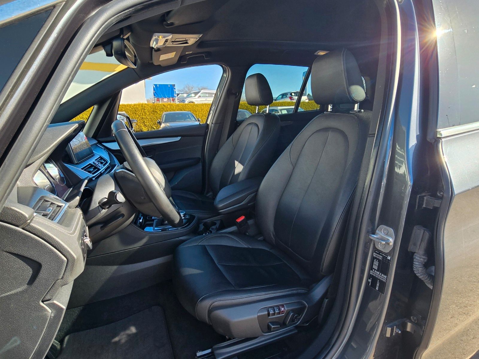 BMW 218 i Gran Tourer LED | SHZ | LEDER | AUTOM... foto 13