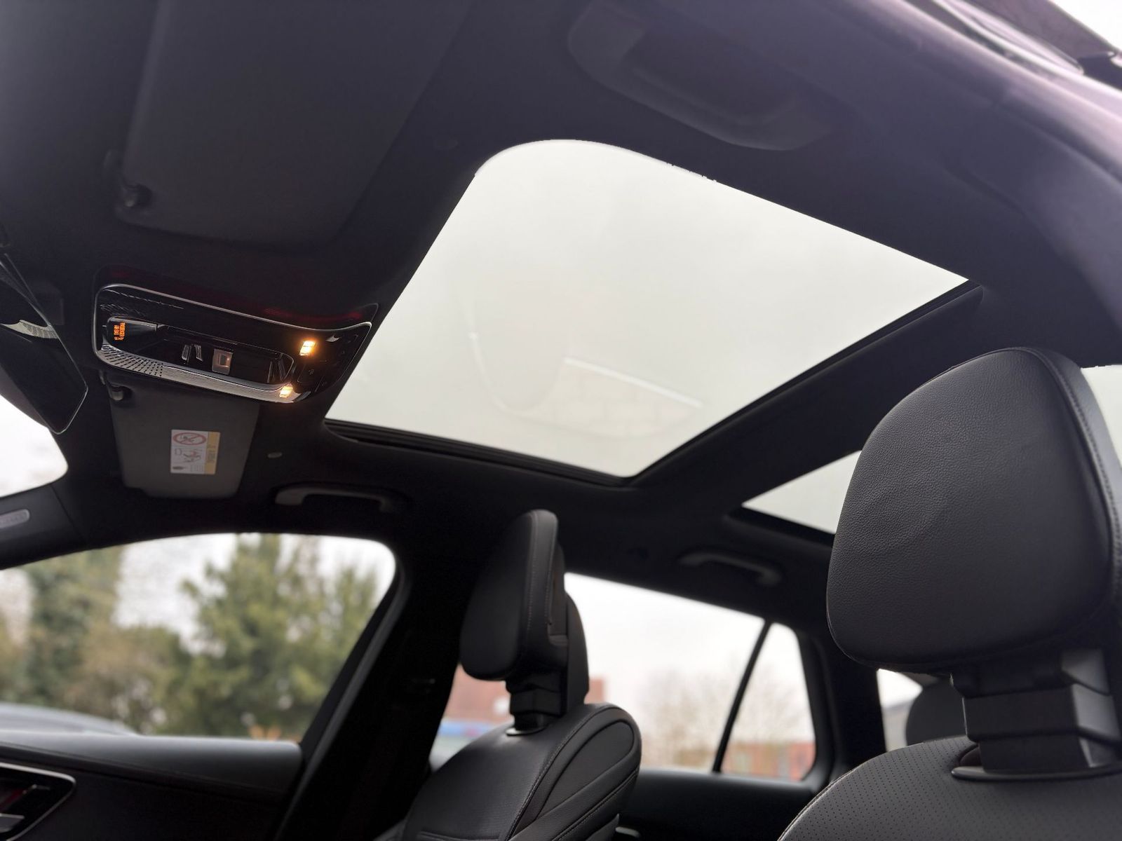 Mercedes-Benz C 220 d*AMG*PanoD.*1.Hd.*Leder*DISTRONIC* foto 23