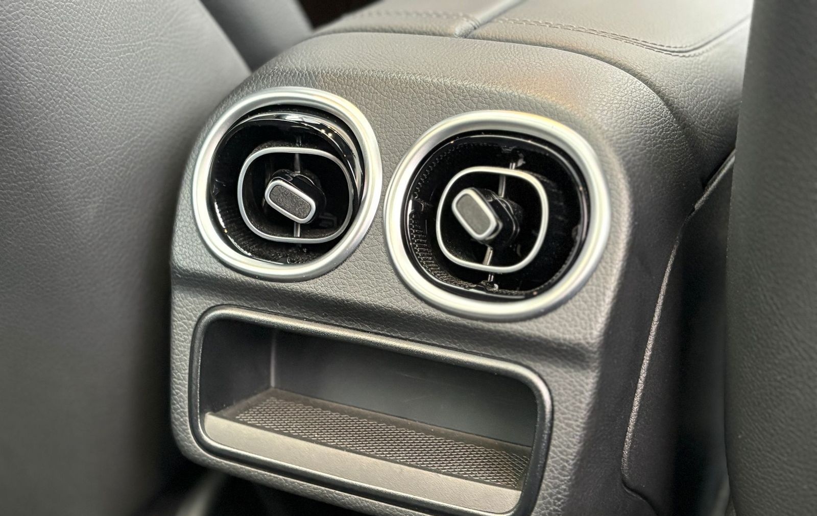 Mercedes-Benz C 220 d*AMG*PanoD.*1.Hd.*Leder*DISTRONIC* foto 24