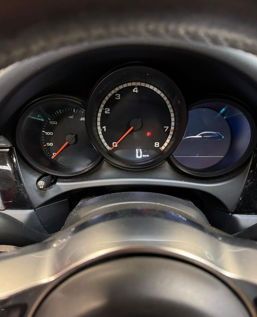 Porsche Macan Turbo mit Performance Paket foto 13