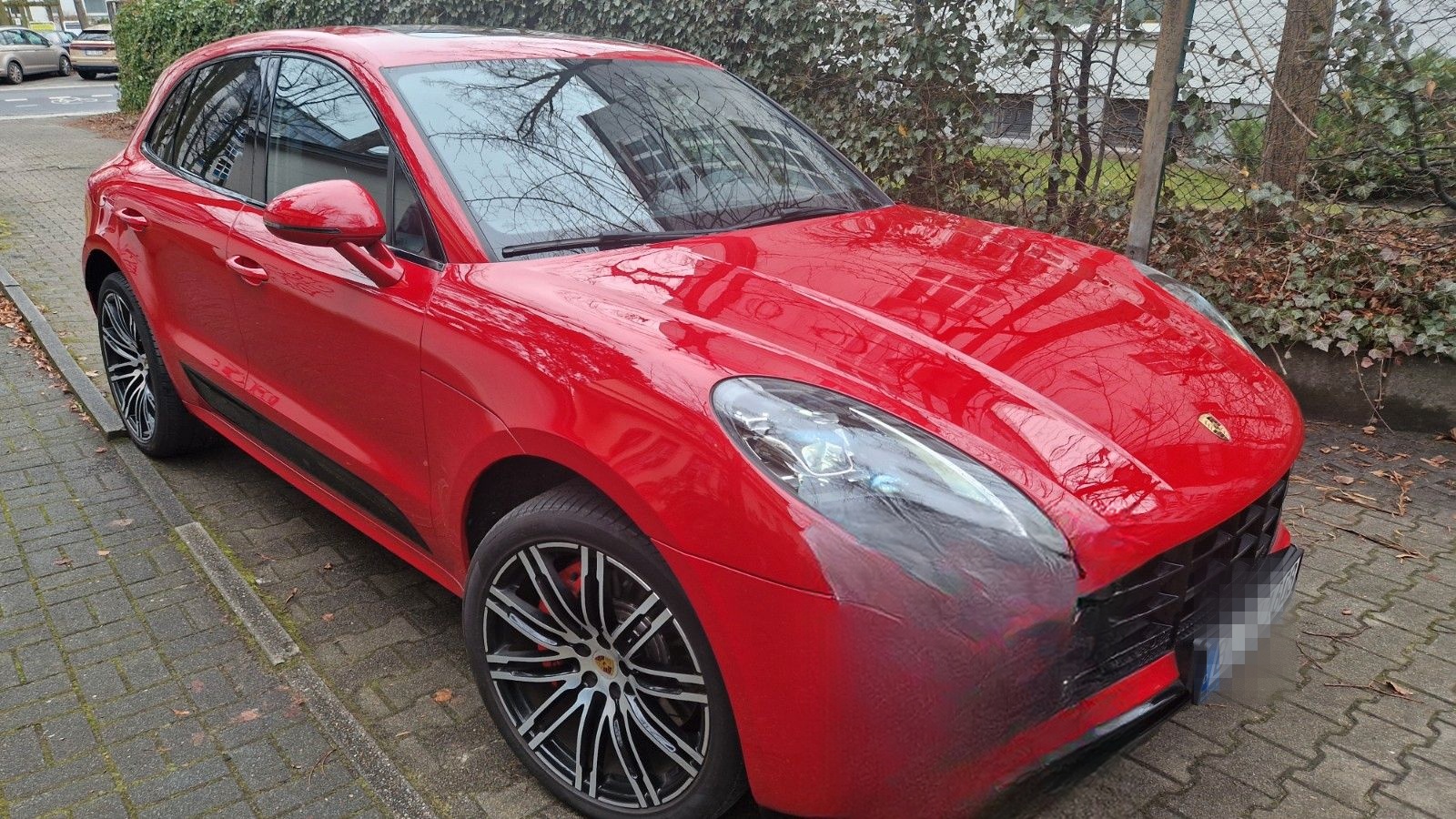 Porsche Macan Turbo mit Performance Paket foto 3