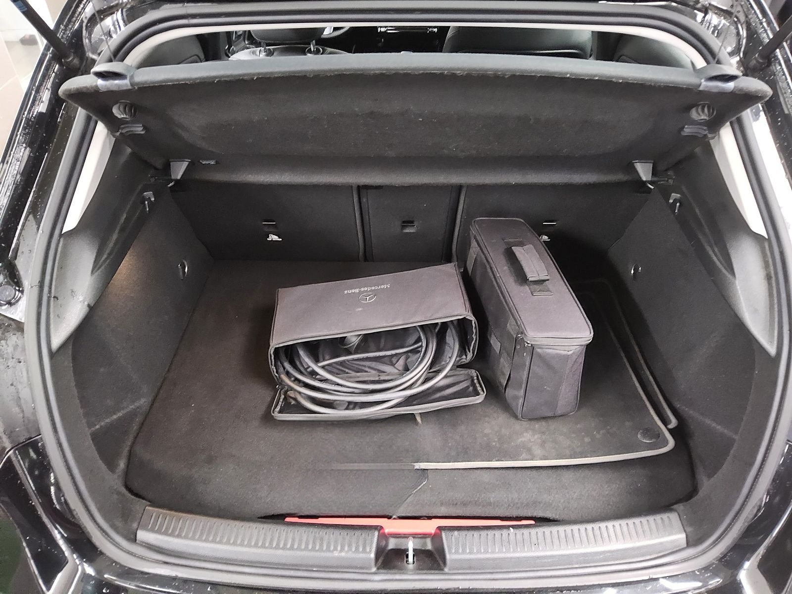 Mercedes-Benz A 250 e Progressive T-Leder Navi LED Sound MBUX+ foto 11