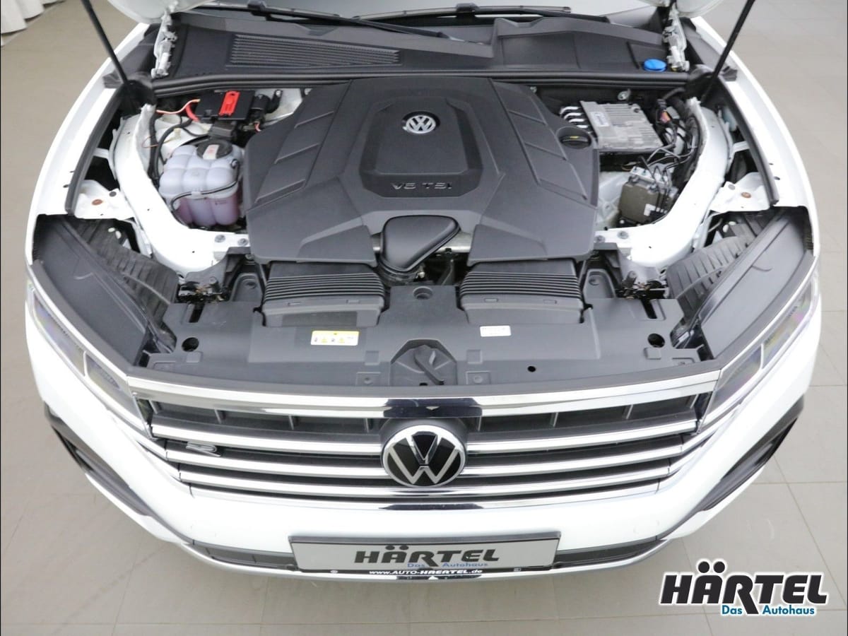 Volkswagen TOUAREG R-LINE 3.0 V6 TSI TIPTRONIC Sportpaket foto 5
