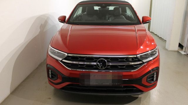 Volkswagen T-Roc Cabriolet R-Line 1.5 l TSI OPF 110 kW (150 foto 3