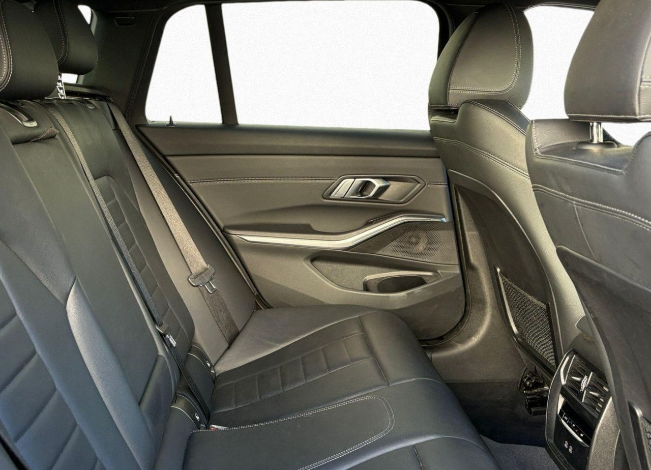 BMW 330i xDrive To M Sport DA-Pro,HUD,RFK,Pano,Laser foto 11