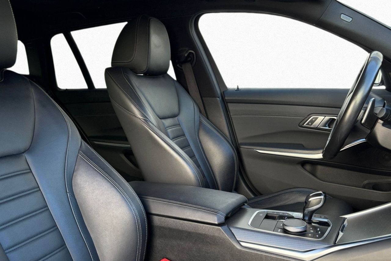 BMW 330i xDrive To M Sport DA-Pro,HUD,RFK,Pano,Laser foto 6