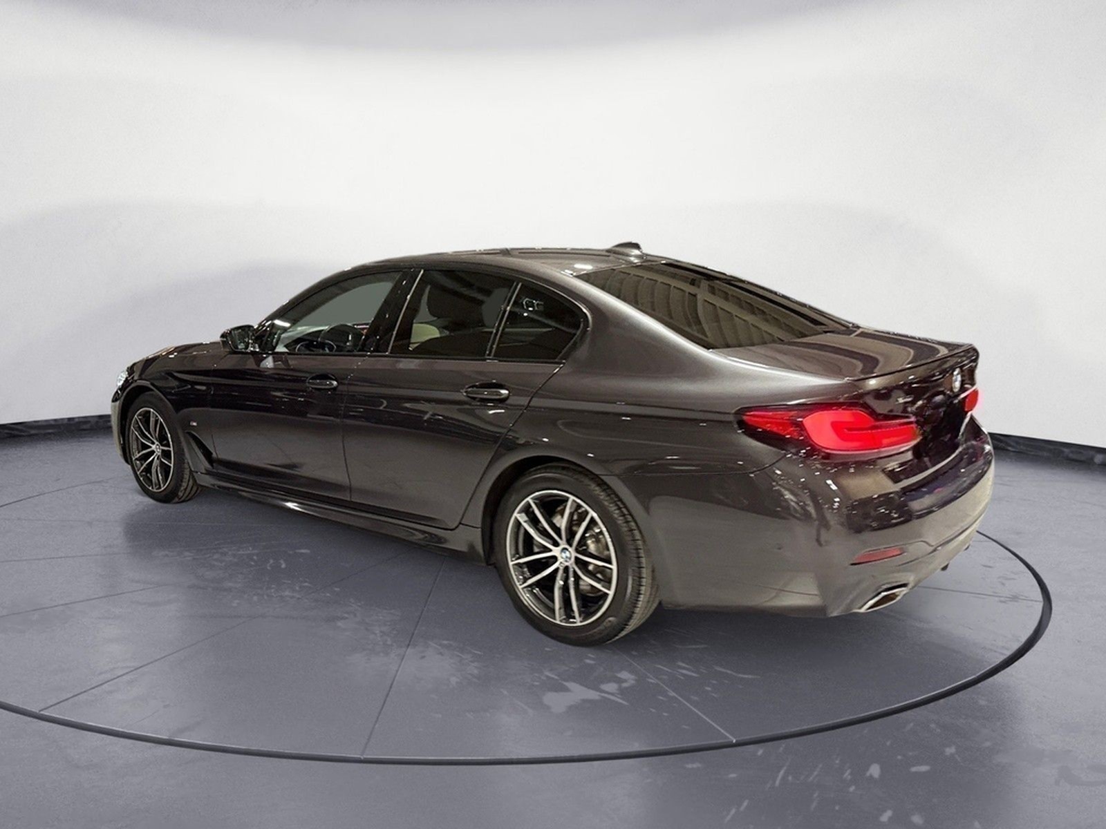 BMW 520d xDrive M Sport Navi Klima PDC Kamera Head-U foto 4