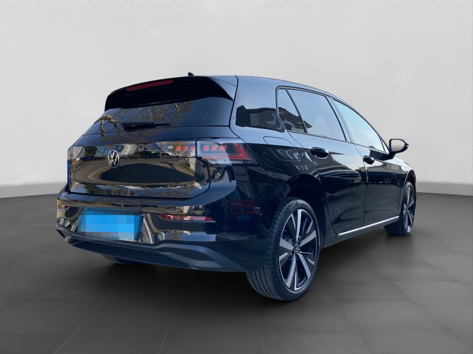 Volkswagen Golf 1.5 eTSI DSG LIFE IQ.LIGHT NAVI LM18 foto 3