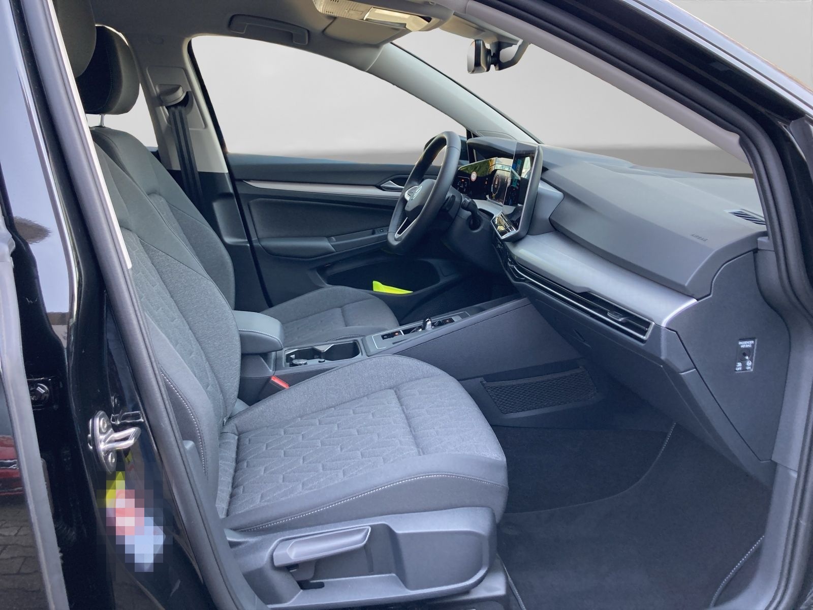 Volkswagen Golf 1.5 eTSI DSG LIFE IQ.LIGHT NAVI LM18 foto 4