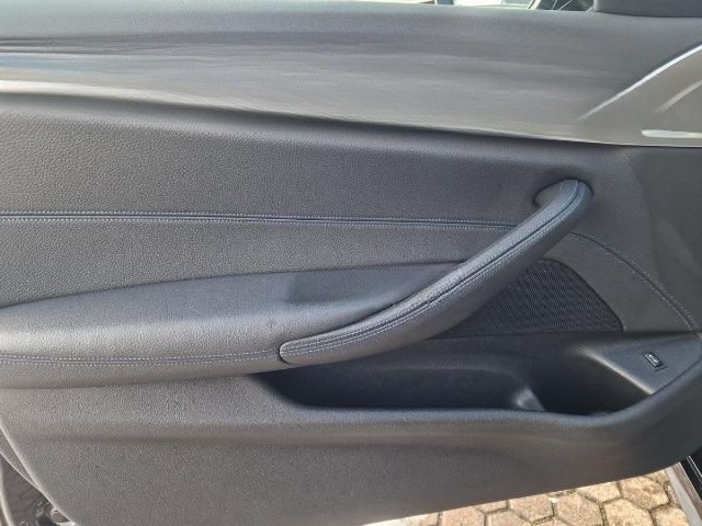 BMW 540  i xDrive*M-Sport*Head-Up*Live Cockpit*360° foto 25
