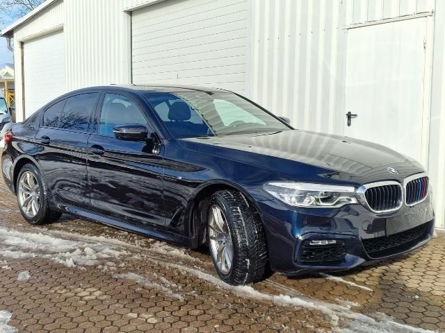 BMW 540  i xDrive*M-Sport*Head-Up*Live Cockpit*360° foto 7
