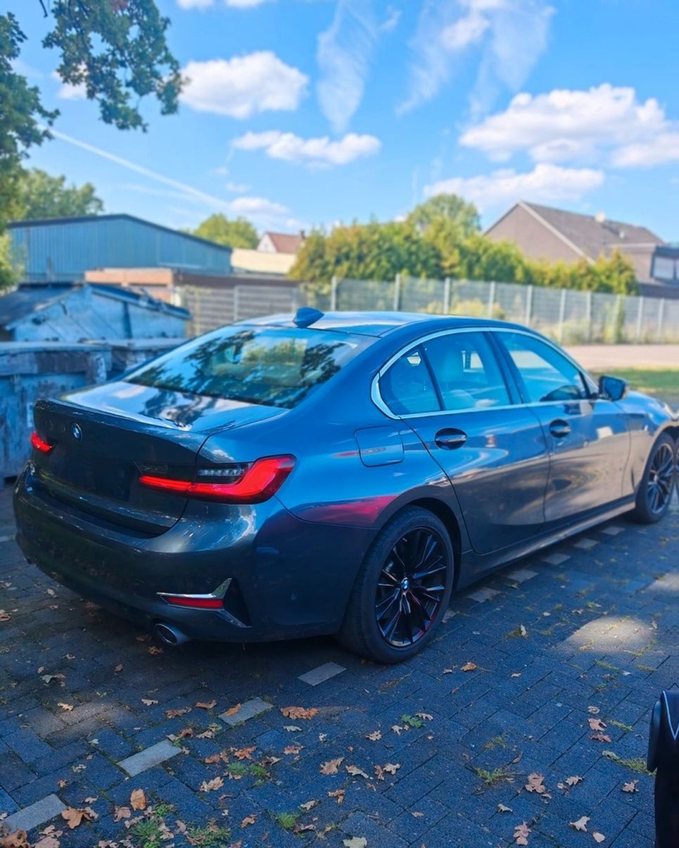 BMW 330d  Luxury Line Automatik Luxury Line foto 2
