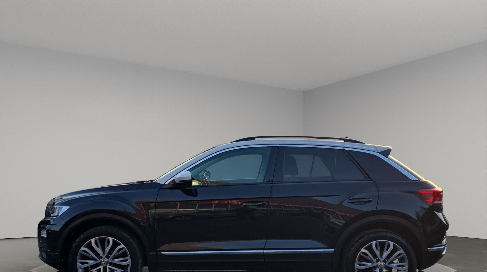 Volkswagen T-Roc IQ.DRIVE AUS 1.HAND TOP ZUSTAND foto 2