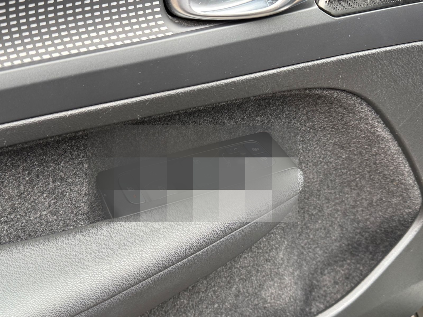 Volvo XC40 R Design 2WD PilotAssist/H&K/ foto 11