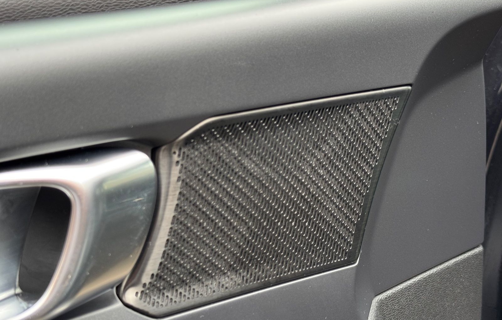 Volvo XC40 R Design 2WD PilotAssist/H&K/ foto 12