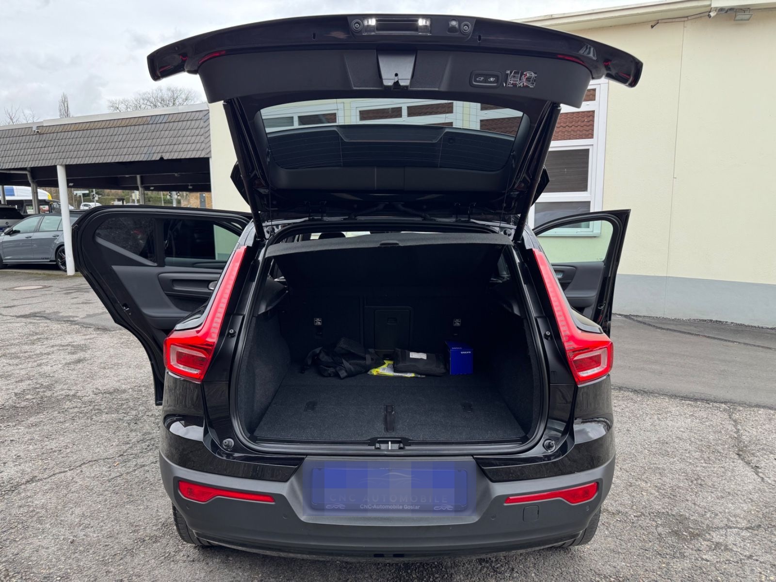 Volvo XC40 R Design 2WD PilotAssist/H&K/ foto 17