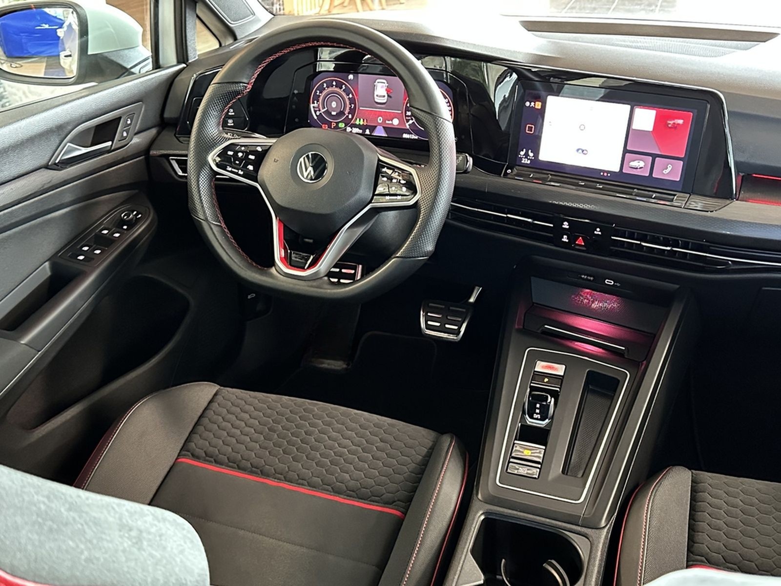 Volkswagen Golf GTI Clubsport*DCC*LED*ACC*SHZ*Navi*PDCv+h foto 12