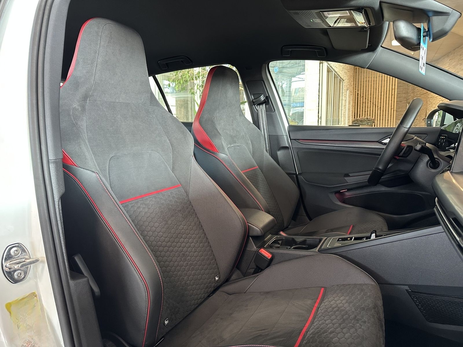 Volkswagen Golf GTI Clubsport*DCC*LED*ACC*SHZ*Navi*PDCv+h foto 17