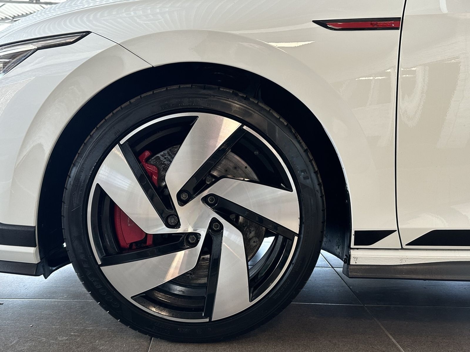 Volkswagen Golf GTI Clubsport*DCC*LED*ACC*SHZ*Navi*PDCv+h foto 30