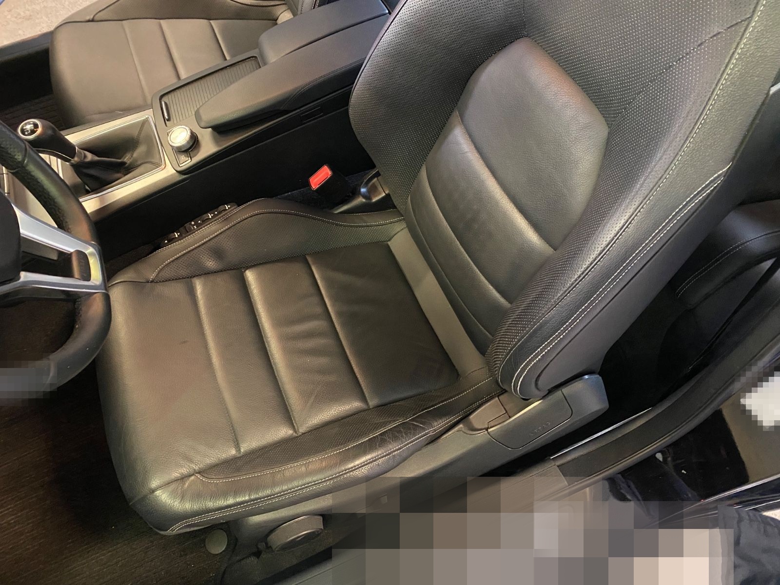 Mercedes-Benz E 220 Coupé BlueTEC AMG / Coupé foto 13