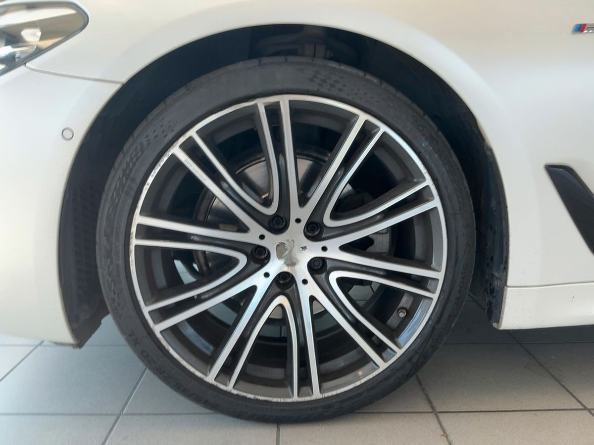 BMW 520d M Sport*Individual*Matt-Lack*360°Kamera* foto 12