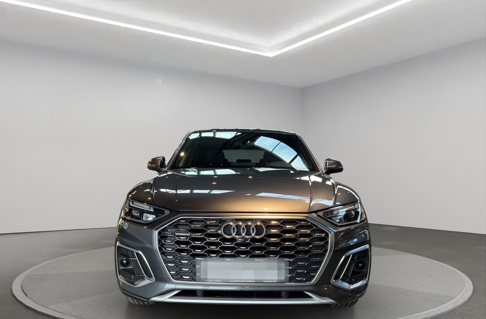 Audi Q5 Sportback S-Line Pano LED RFK AHK 40 TDI quat foto 2