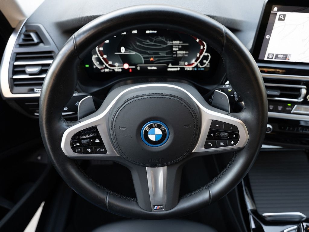 BMW X3 xDrive 30e FACEL. AHK 360° LED ACC W-LAN NAVI foto 15