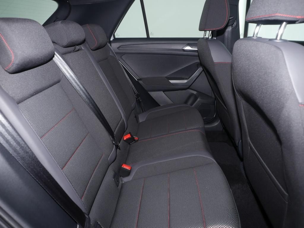 Volkswagen T-Roc 1.5 TSI Sport Navi/Pano/V-Cockpit/ACC/18" foto 7