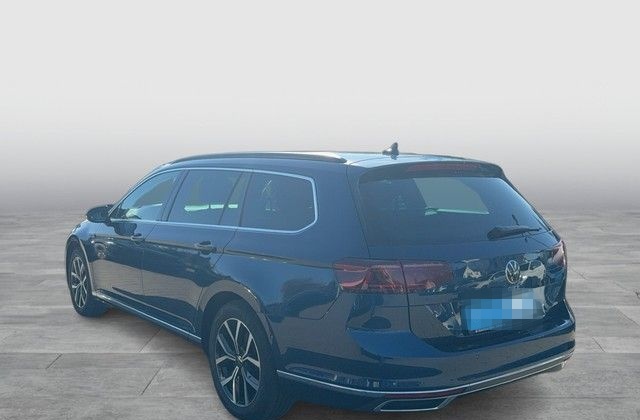 Volkswagen Passat Variant 1.4 TSI eHybrid GTE Matrix Pano foto 3