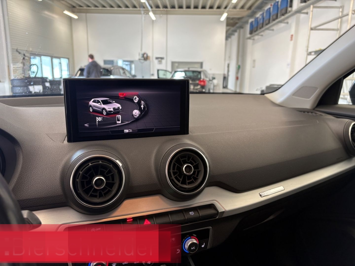 Audi Q2 35 TFSI LED KAMERA NAVI 18 PDC DAB foto 11