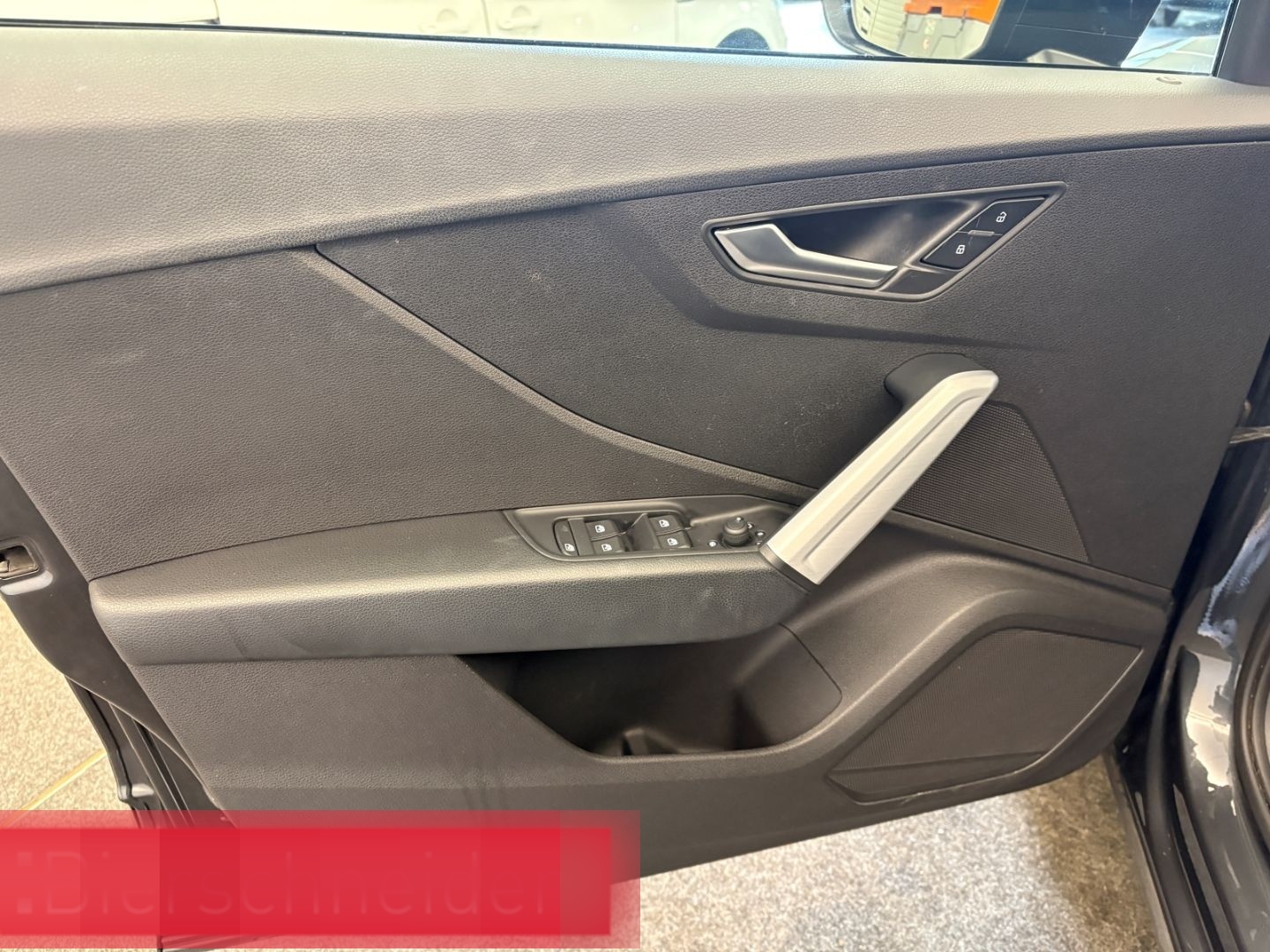 Audi Q2 35 TFSI LED KAMERA NAVI 18 PDC DAB foto 15