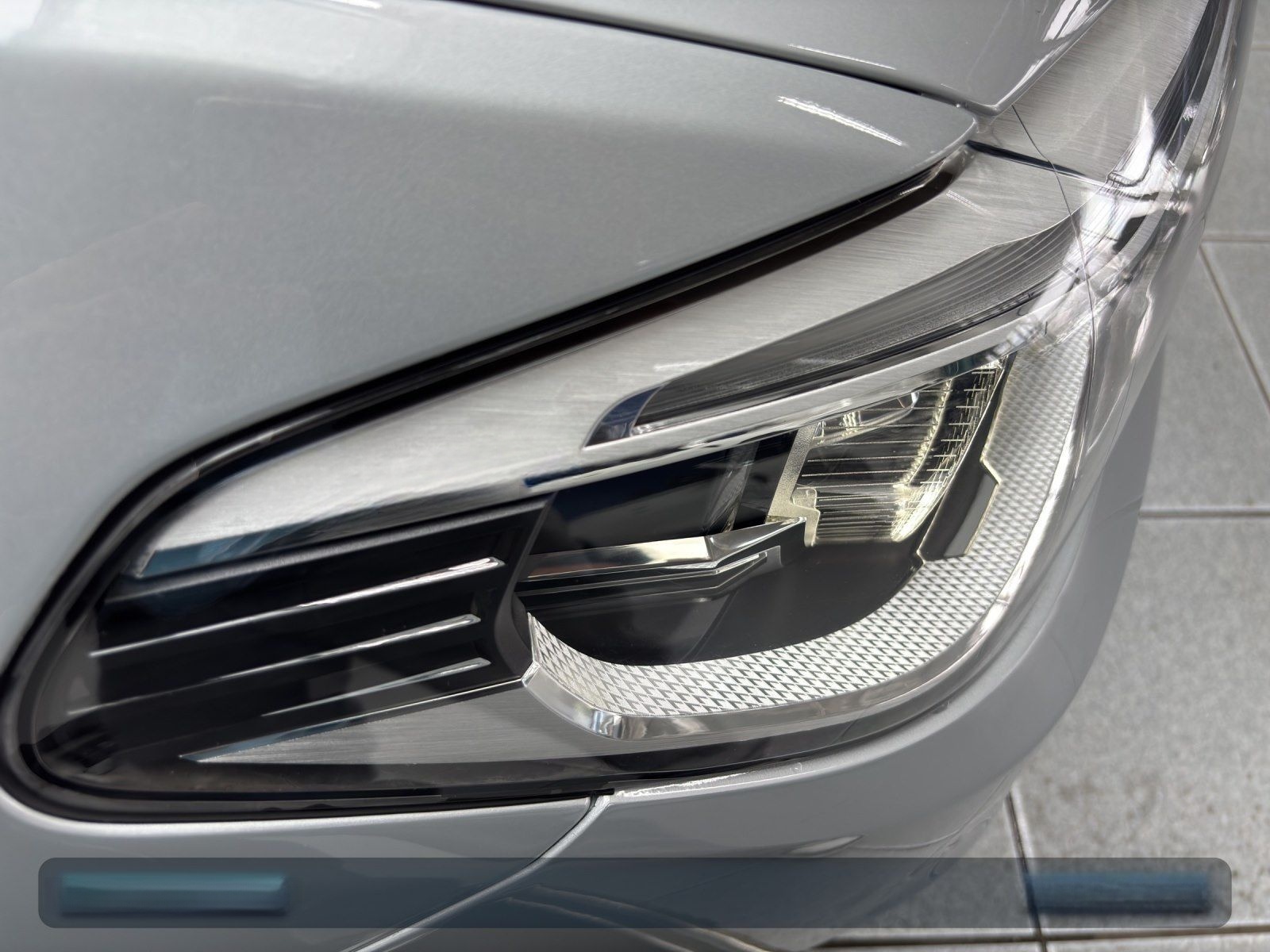 BMW 530i xDrive Touring Luxury Line Head-Up+StHz+ACC foto 20