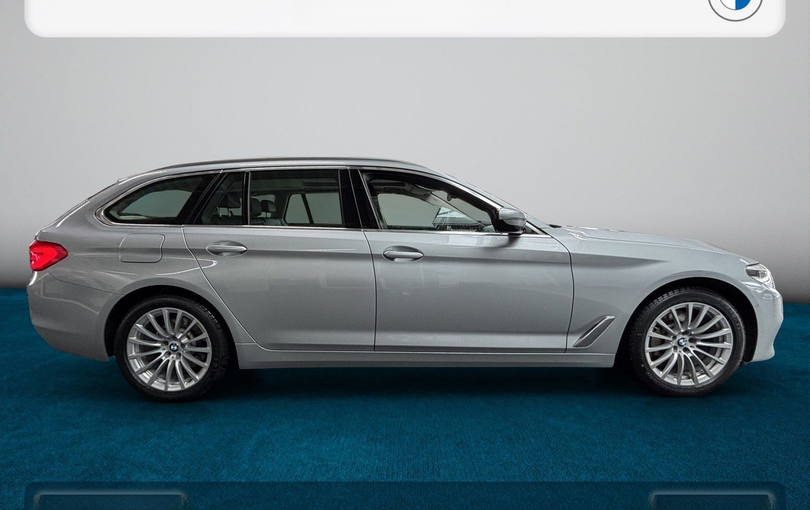 BMW 530i xDrive Touring Luxury Line Head-Up+StHz+ACC foto 7