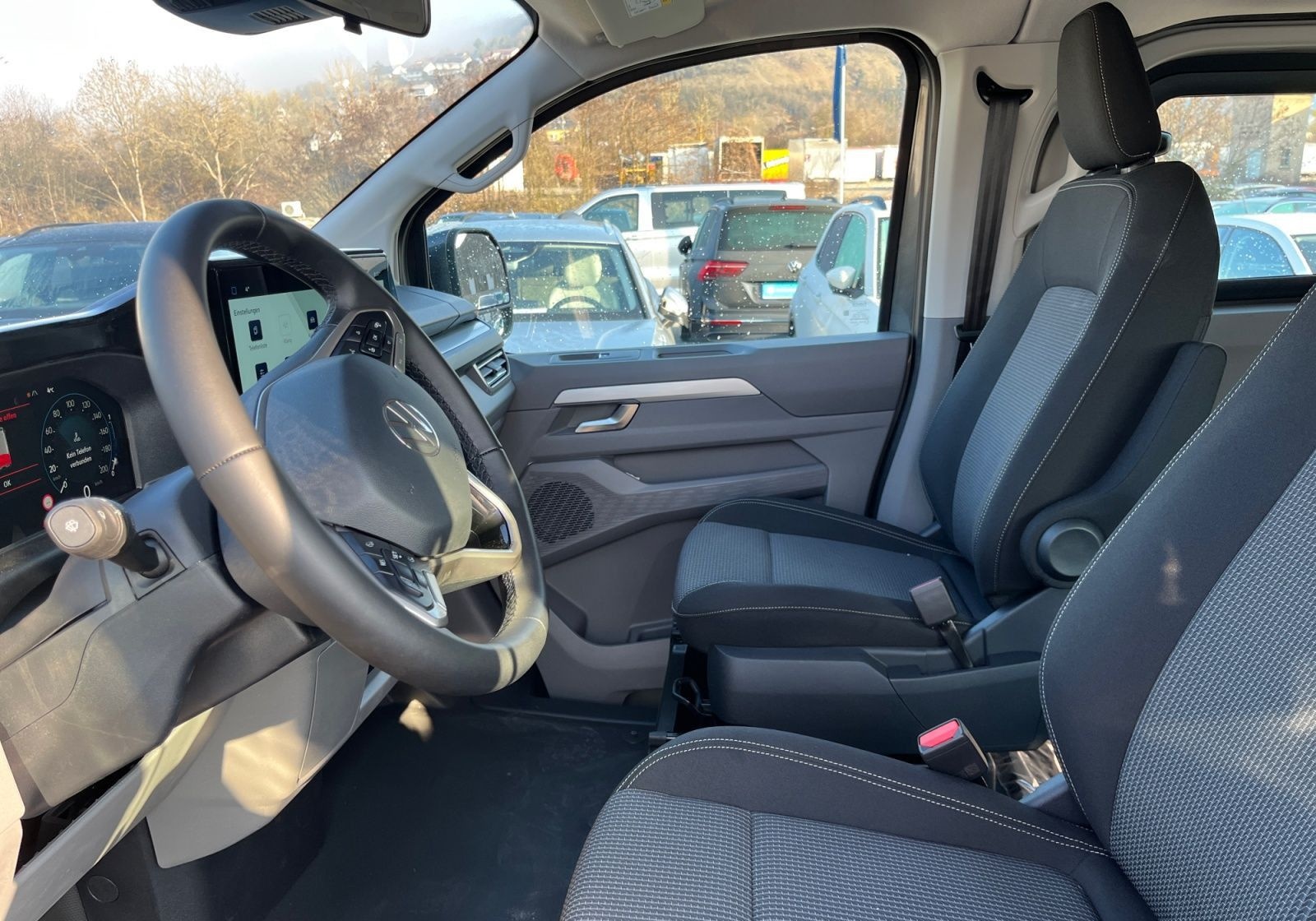 Volkswagen T7 Transporter Kombi Plus MIXTO LR 2.0TDI foto 7