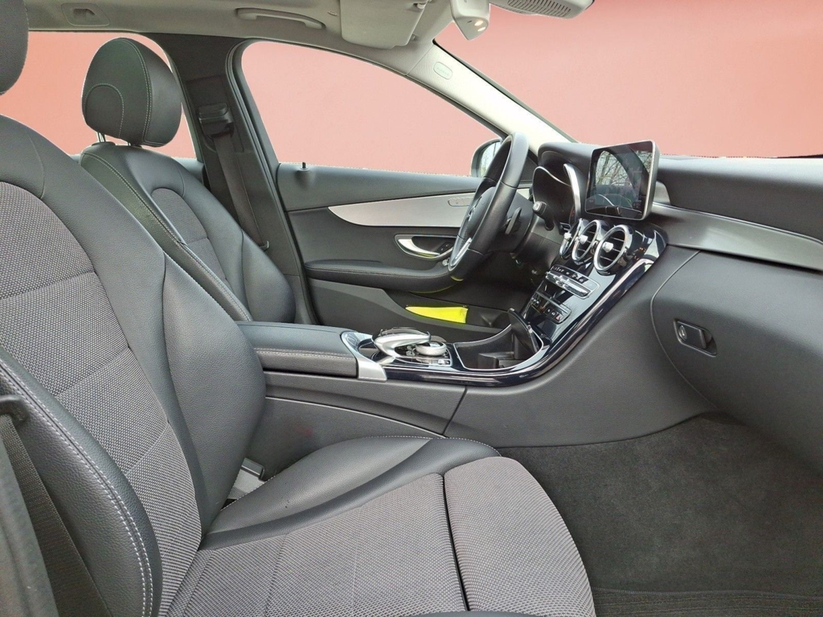 Mercedes-Benz C 180 T 9G-TRONIC Avantgarde foto 8