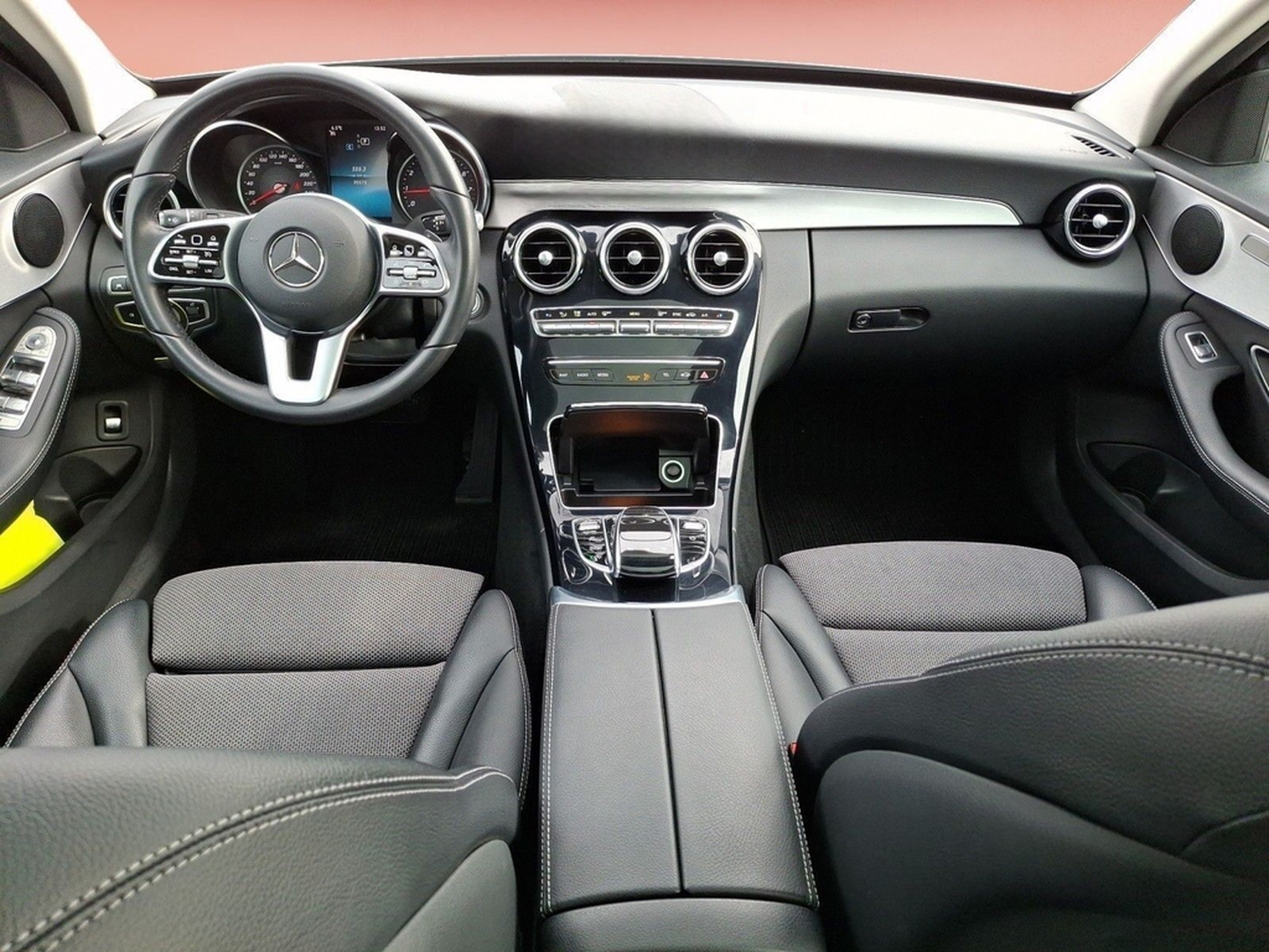 Mercedes-Benz C 180 T 9G-TRONIC Avantgarde foto 10