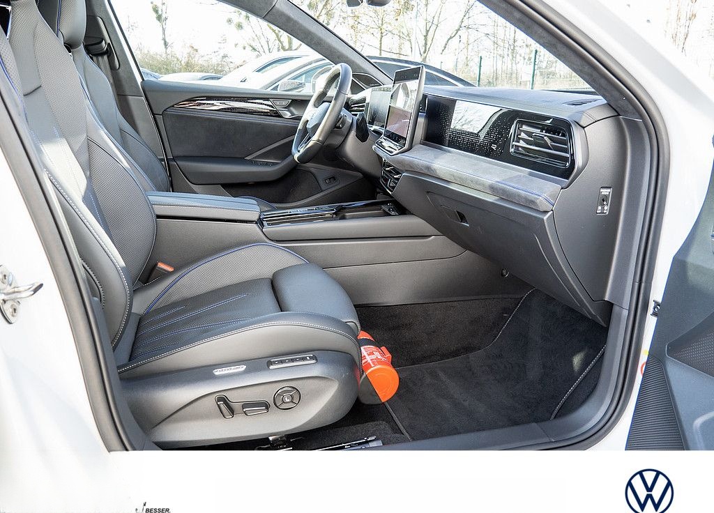 Volkswagen Passat Variant 2.0TDI 4M DSG R-Line LED NAVI AHK foto 2