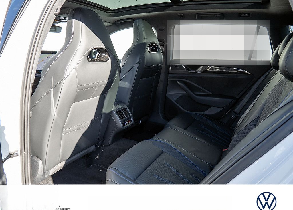 Volkswagen Passat Variant 2.0TDI 4M DSG R-Line LED NAVI AHK foto 4