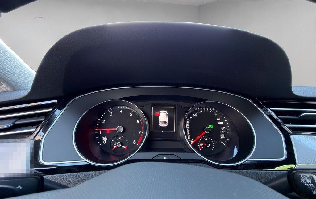 Volkswagen Passat Variant 1.5 TSI DSG Business ACC AHK foto 13