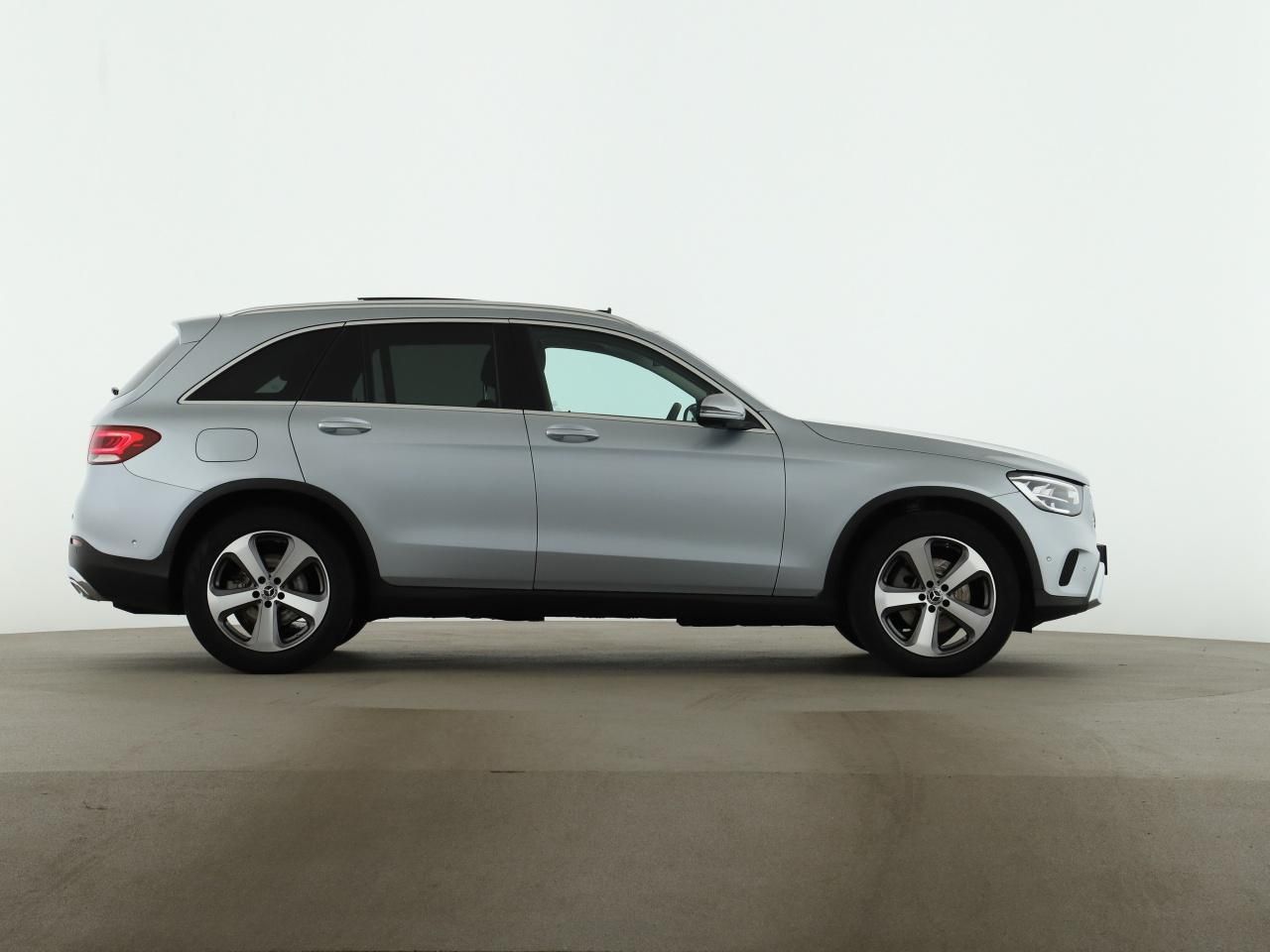 Mercedes-Benz GLC 220 d 4M Exclusive Pano AHK Airmatic 19 Zoll foto 8