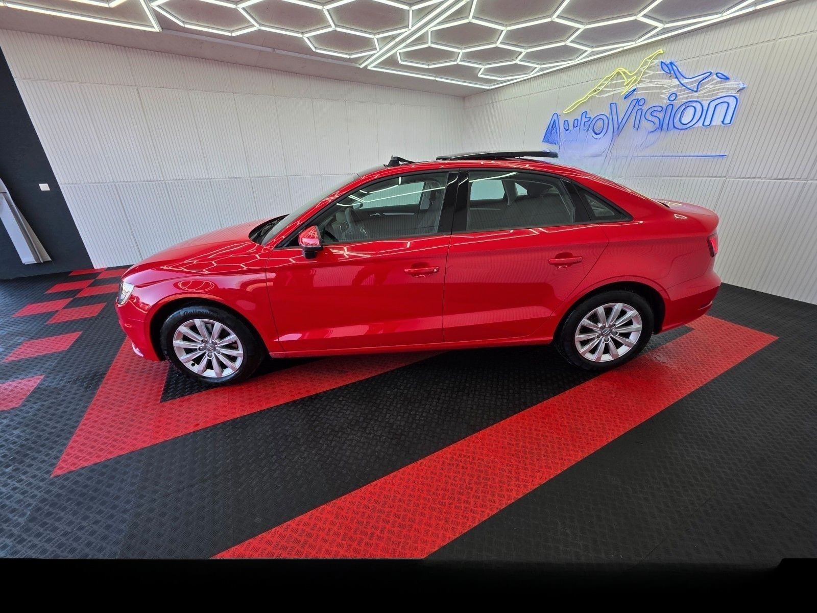 Audi A3 2.0 TDI Lim. quattro Xen Panorama Nur 39 TKM foto 3