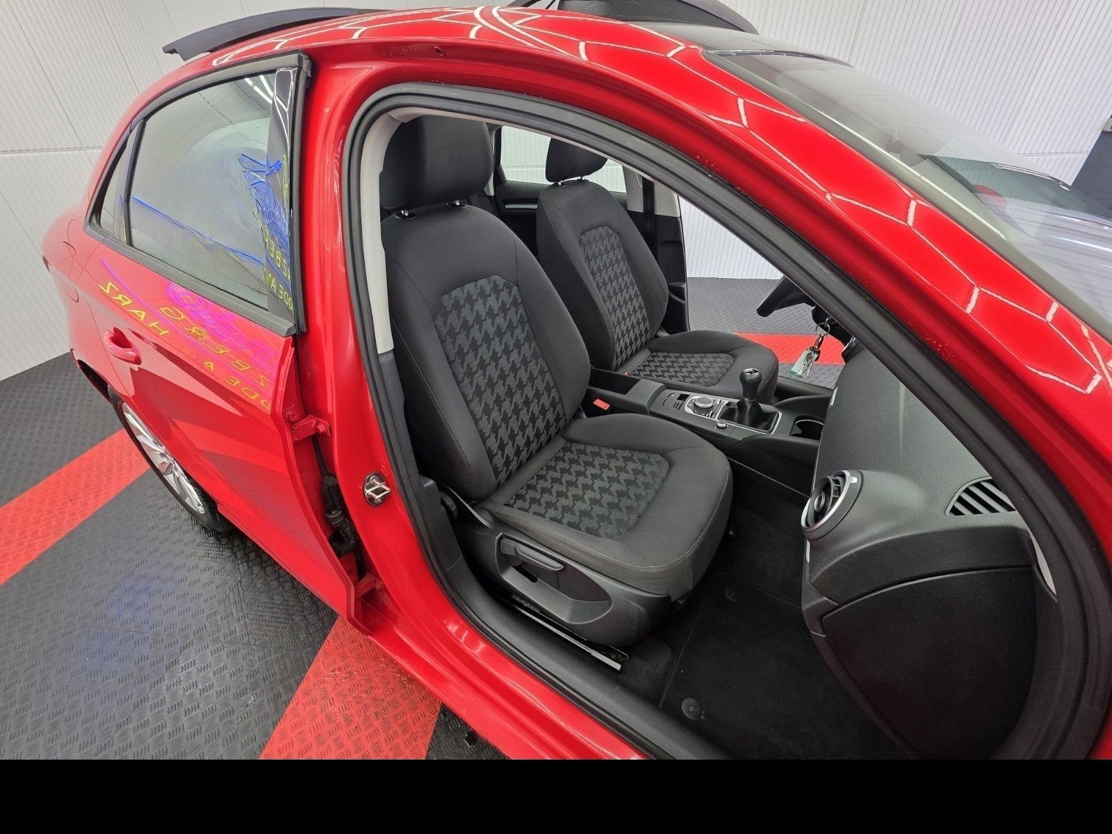 Audi A3 2.0 TDI Lim. quattro Xen Panorama Nur 39 TKM foto 23